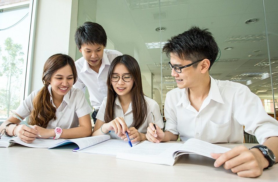 Pre-university science courses in Malaysia